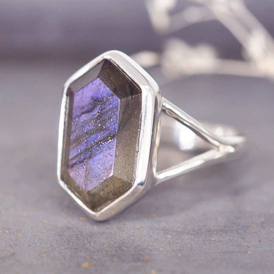 Lolanthe Purple Labradorite Ring - womens labradorite jewellery - Australian jewellery online 