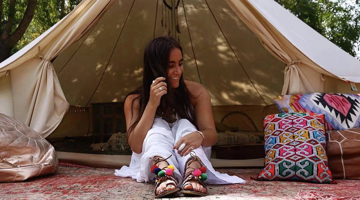 In the office – with Isabella! - www.indieandharper.com