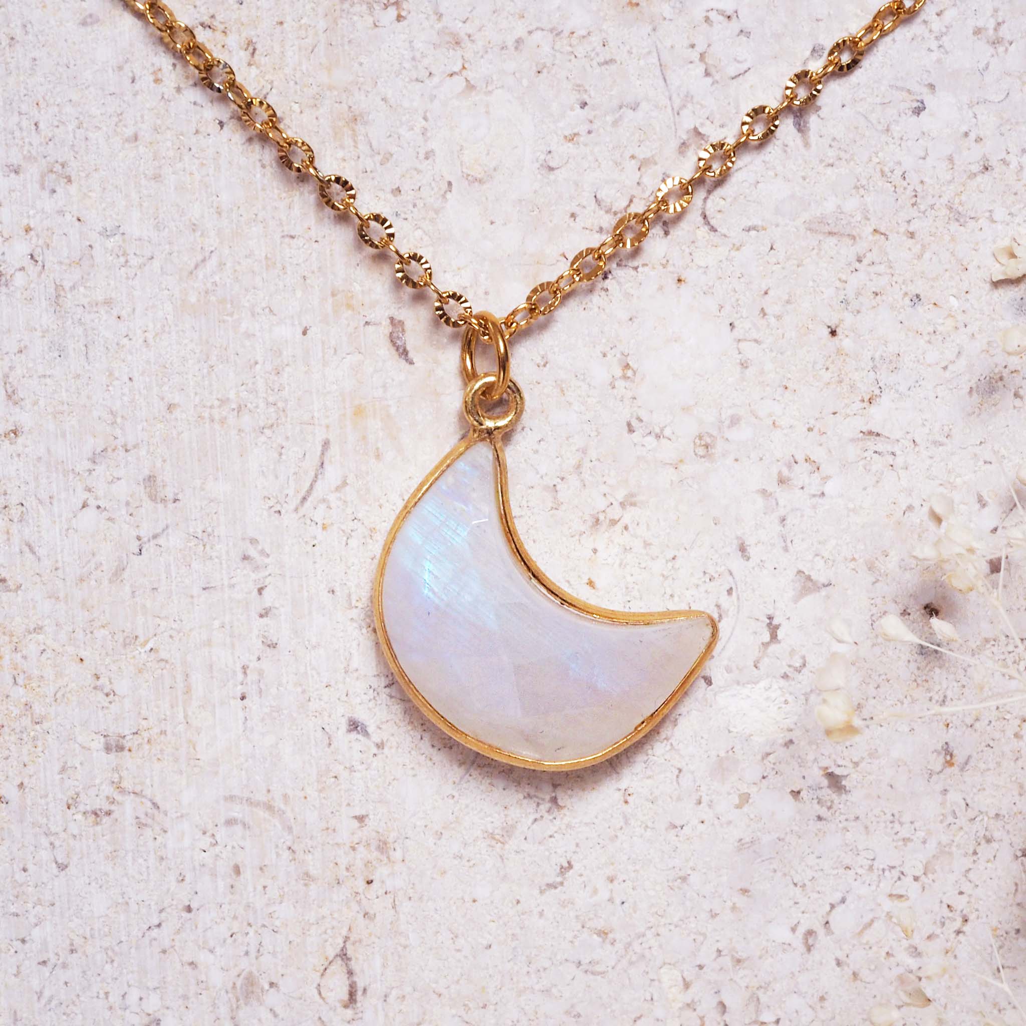 gold plated chain with a crescent moon shaped natural Moonstone pendant eel.