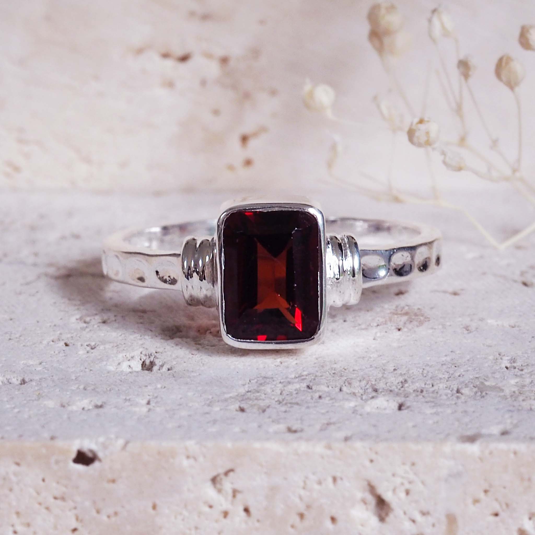  www.indieandharper.com Sterling Silver Garnet Ring