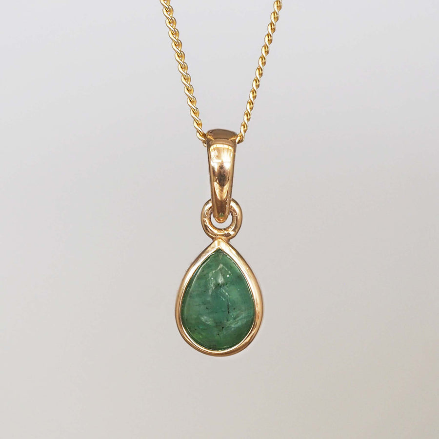 May birthstone necklace - gold emerald necklace - woman’s gold birthstone jewellery Australia 