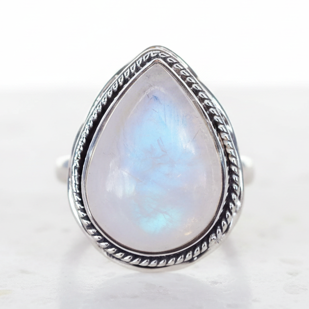 Sterling silver rain drop moonstone ring 
