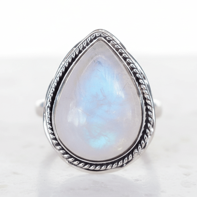 Sterling silver rain drop moonstone ring 