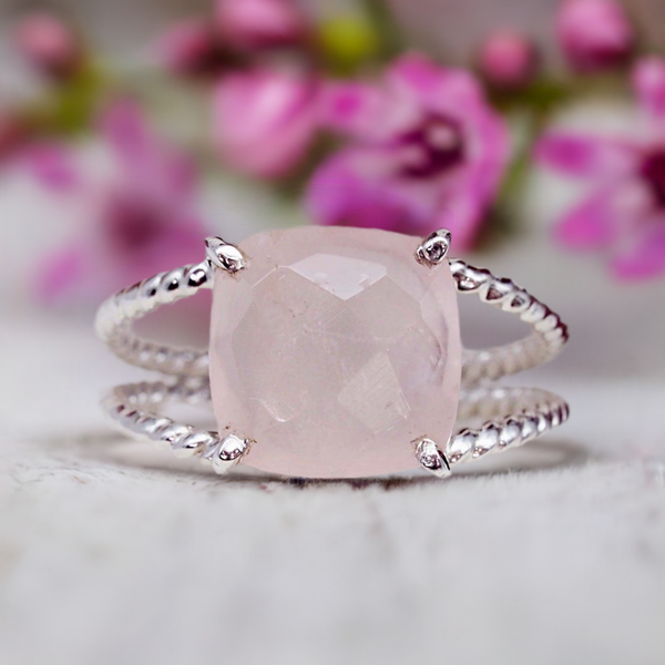 Rose Quartz Double Twist Ring – Love and Healing