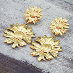  www.indieandharper.com Wildflower Gold Earrings