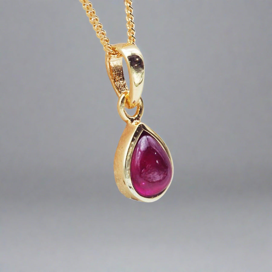 January Birthstone Necklace - Garnet and gold necklace