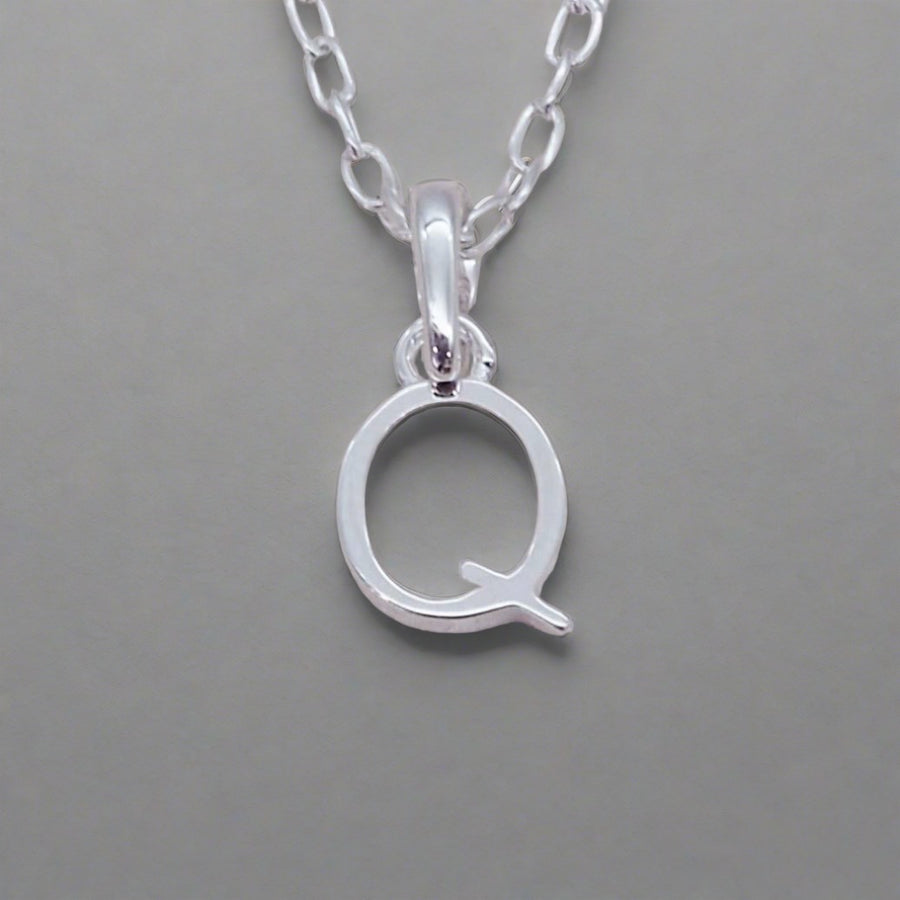 Sterling Silver Initial q pendant Necklace - Sterling silver initial necklaces